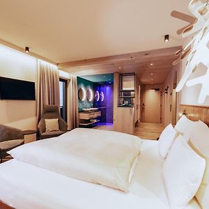 Kamer met een Queen Size Bed